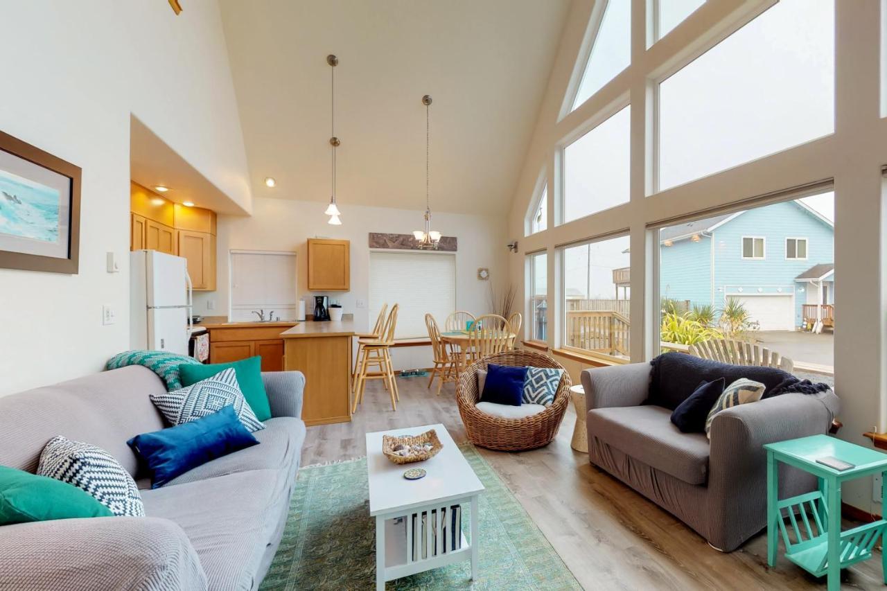פסיפיק ביץ' Blue Wave Cottage מראה חיצוני תמונה